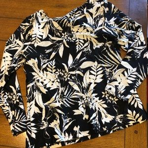 Women’s swim rash guard. B&W Size XL NWT